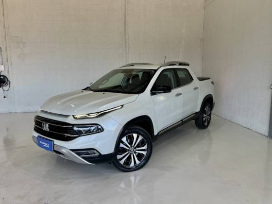 FIAT TORO 2.0 16V TURBO DIESEL VOLCANO 4WD AT9 FIAT TORO 2.0 16V TURBO DIESEL VOLCANO 4WD AT9